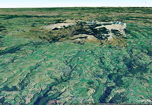 Vue globale sur le versant W du Massif du Mont Dore